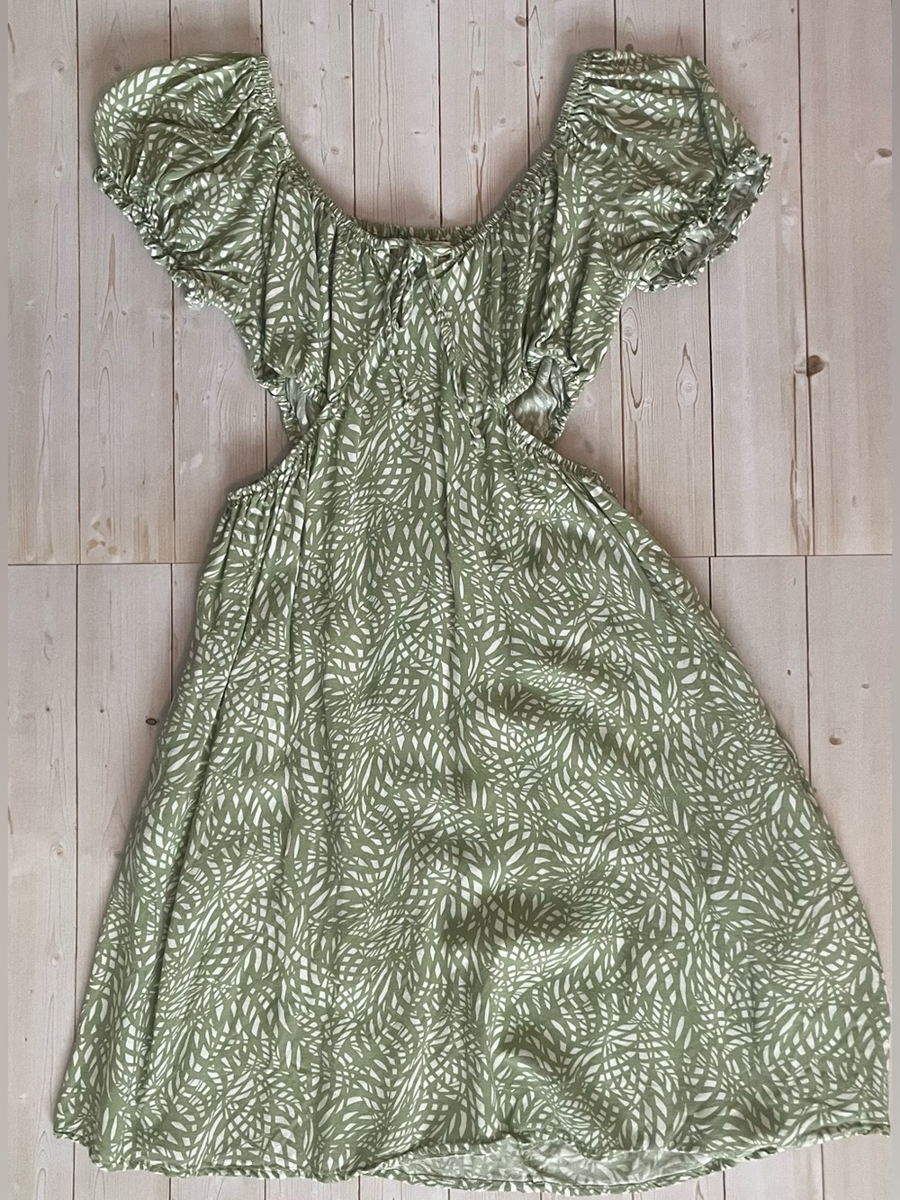 Jessica Simpson Sage Green Mini Floral Dress